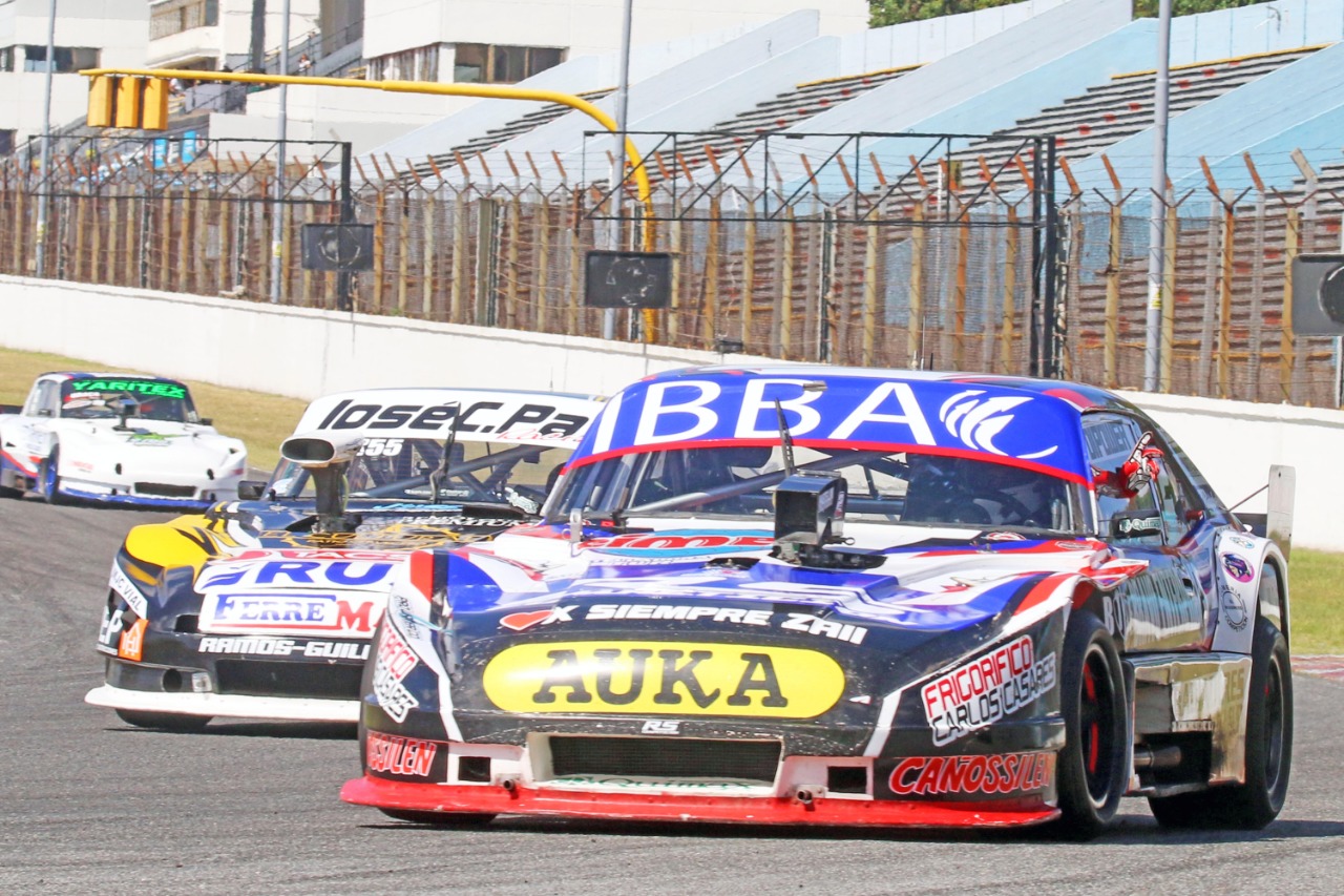 Imágenes de la primera final del Procar 4000: WhatsApp Image 2022-12-17 at 12.48.41.jpeg